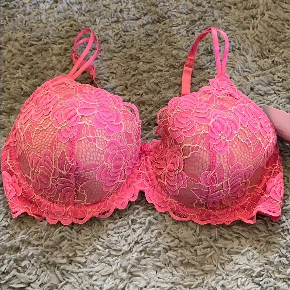 Ellen Tracy 38 D bra